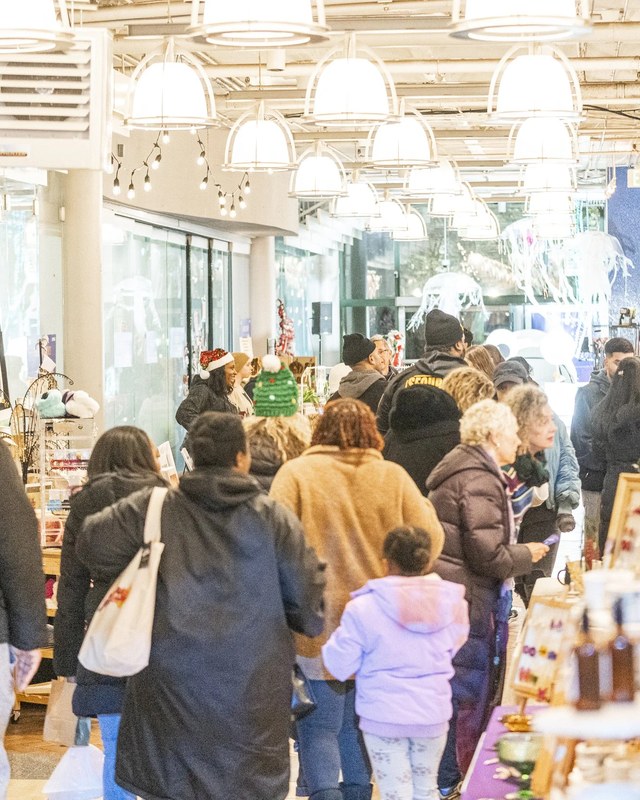 Image for Holiday Makers Market