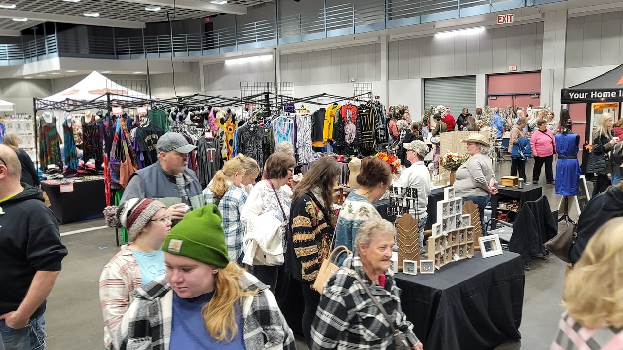Image for Spring Craft and Gift Show - Schmitz-Maki Arena, Farmington