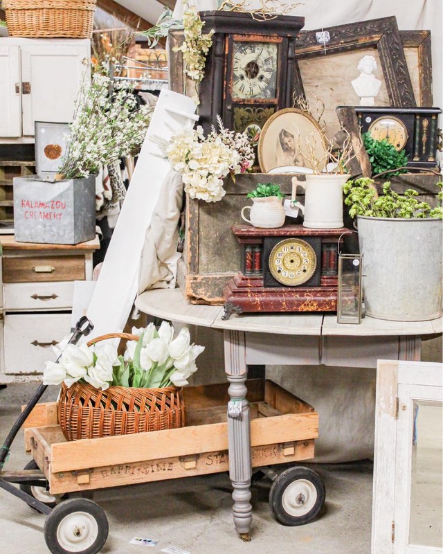 Image for The Vintage Market: Grosse Ile