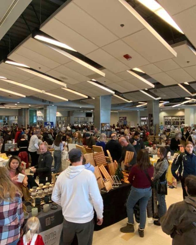 Image for Washington-Liberty High School Holiday Bazaar (W-L Holiday Bazaar)