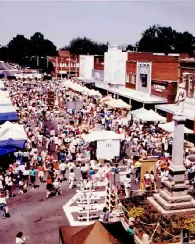 Image for Arts Around the Square