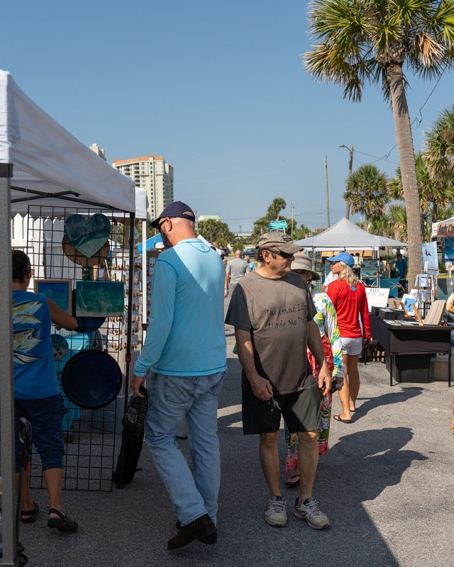 Image for Navarre Holiday Market