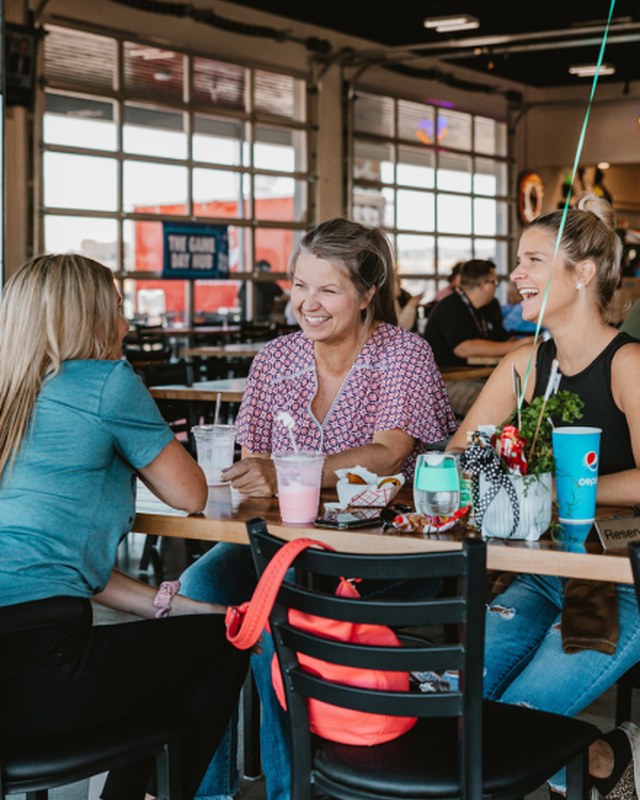 Image for Summer's Hub of Kennewick Farmers Market