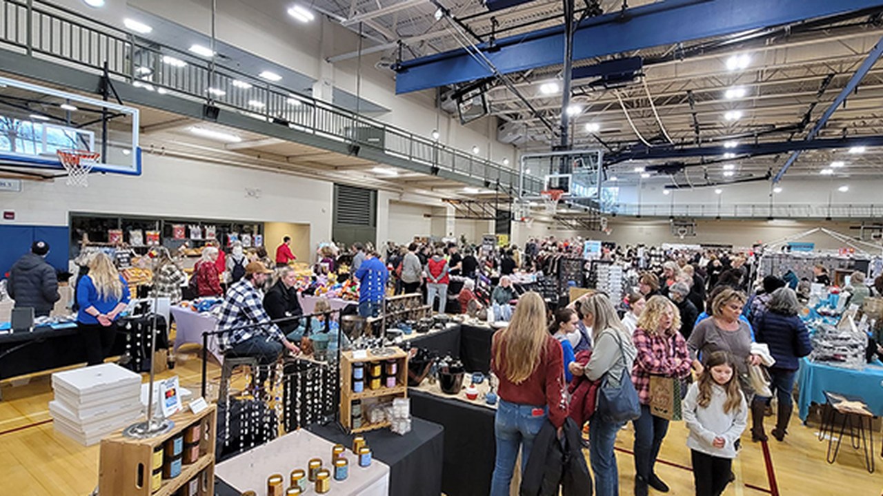 Image for Holiday Craft and Gift Show - Eagan Community Center, Eagan, MN