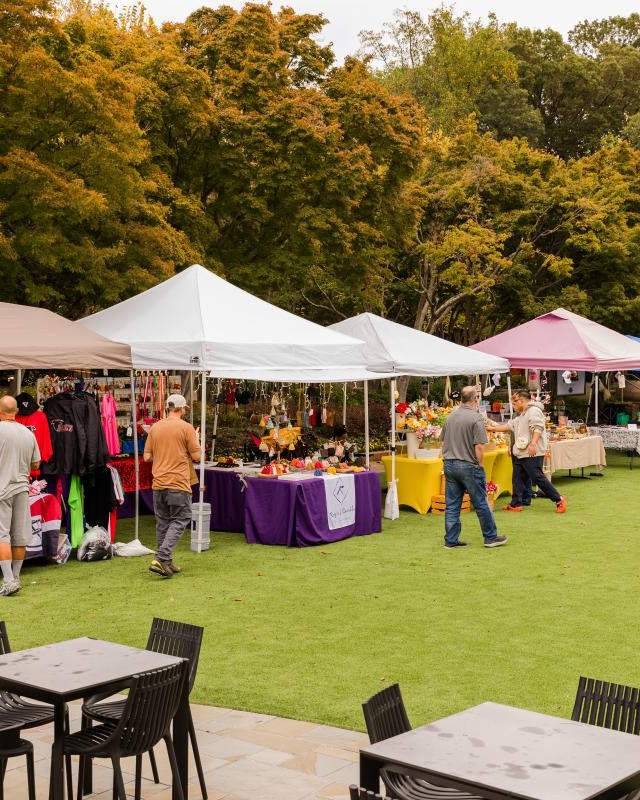 Image for Midweek Market at Perimeter Summit