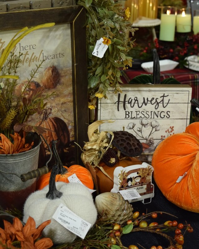 Image for Hollydays Market of Plano 2026