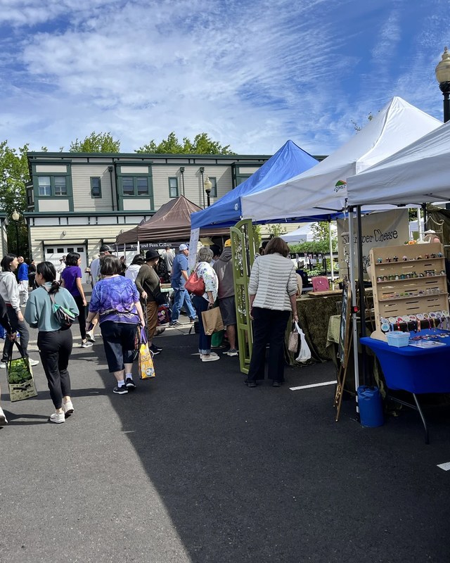 Image for Hillsboro Farmers' Markets – Reed's Crossing at Tamarack Park