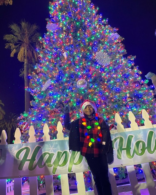 Image for Downtown Tree Lighting Ceremony