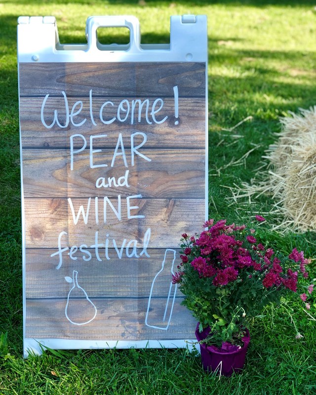 Image for Moraga Pear and Wine Festival