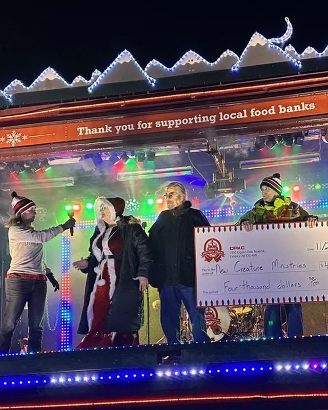 Image for Kicking Off the Holidays – Vendor Village (Stilwell)