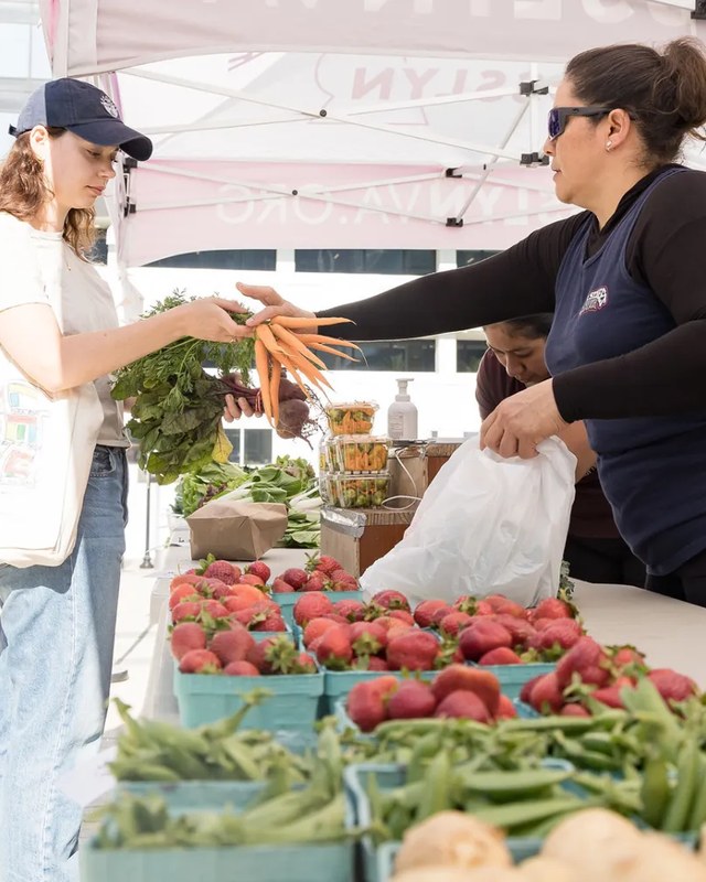 Image for FRESHFARM Rosslyn Market