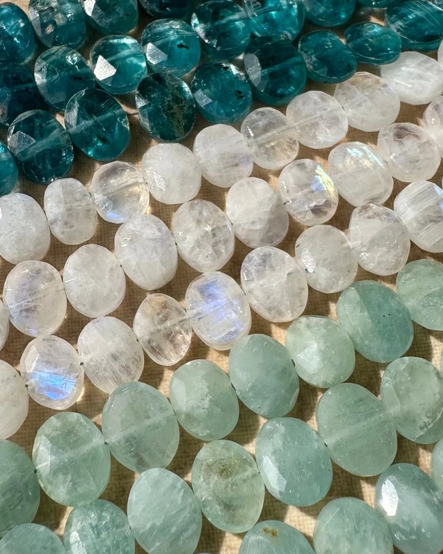 Image for GemStreet USA Holiday Rock, Gift, Jewelry & Bead Show (Lexington)