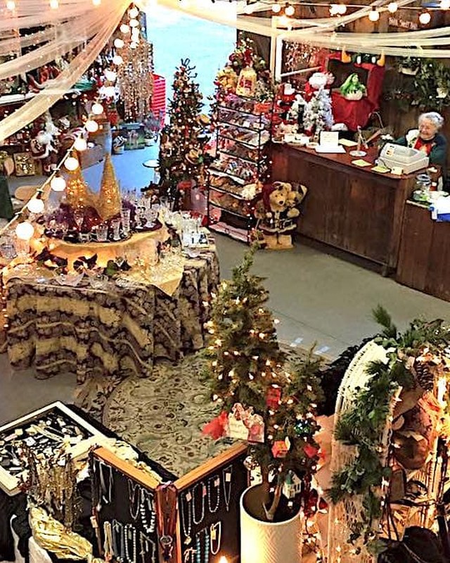 Image for Holiday Craft Fest at Art Escape
