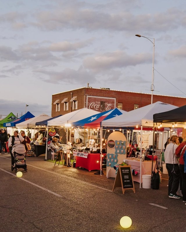 Image for Mo's Sunset Market