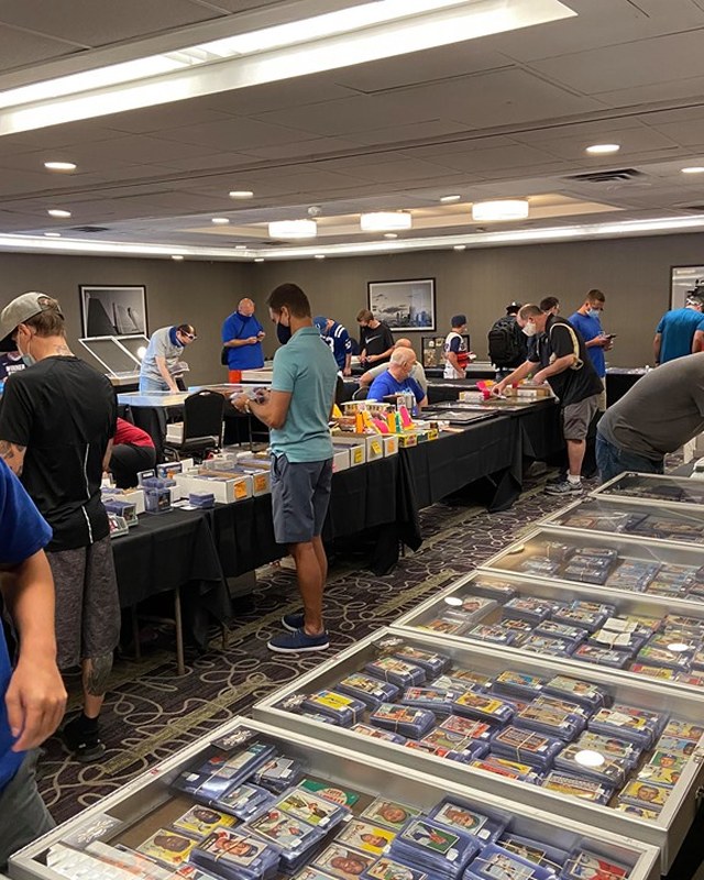 Image for Heart of Illinois SportsCard and Collectible Expo