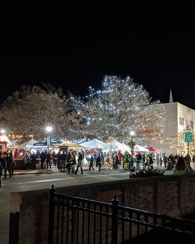 Image for Holiday Stroll & Christmas Market