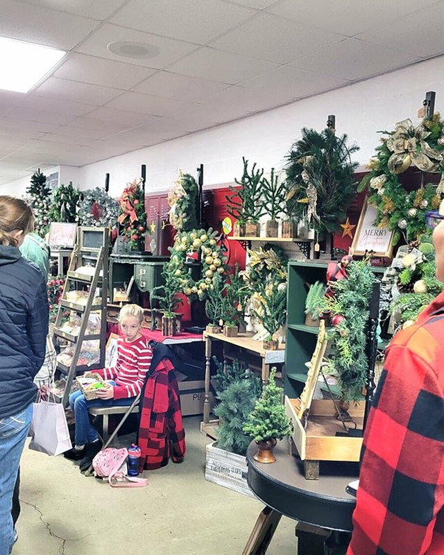 Image for Christmas in Novinger: Country Christmas Craft Festival & Holiday Bazaar