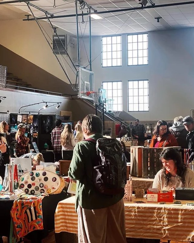 Image for Artists Sunday Market