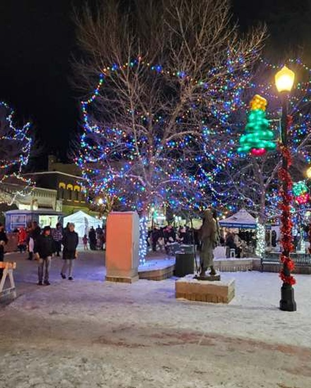 Image for Holiday Extravaganza SHERIDAN CO