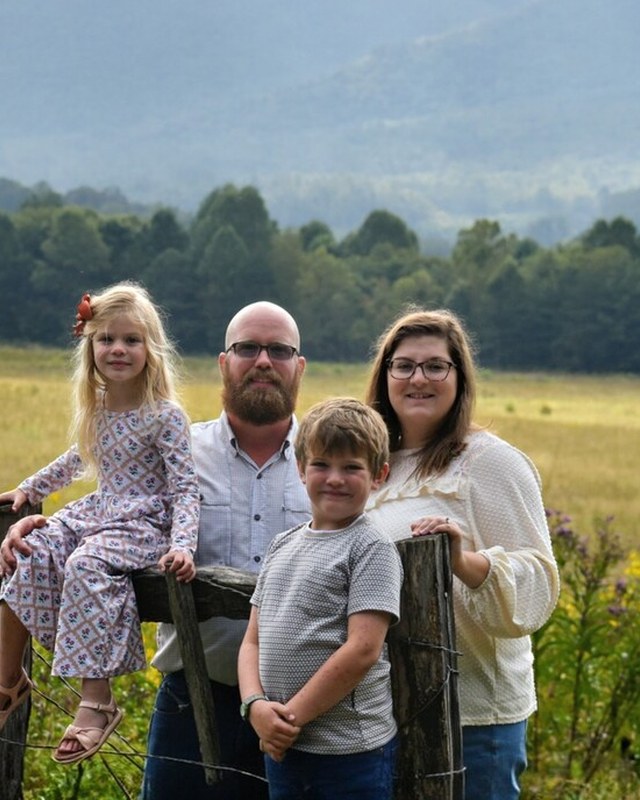 Image for Family Roots Market – Clio
