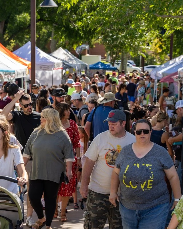 Image for Downtown Farmers Market at Vernon Worthen Park