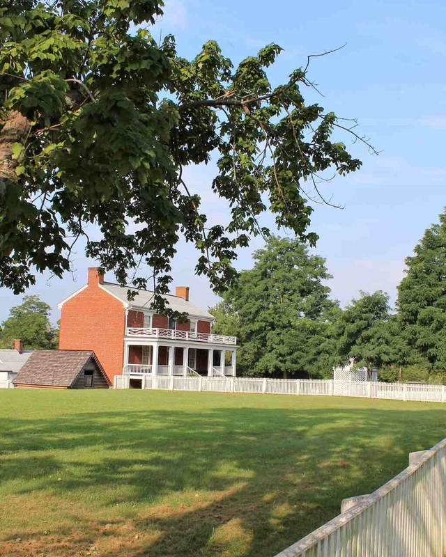 Image for Experience the Holidays in Appomattox