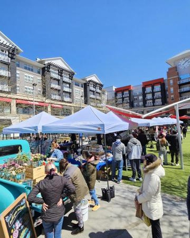 Image for Wildwood Fall Stroll Market (Vintage + Makers)